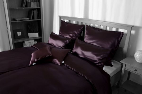 Шелковое постельное белье из Германии  Helios Chocolate